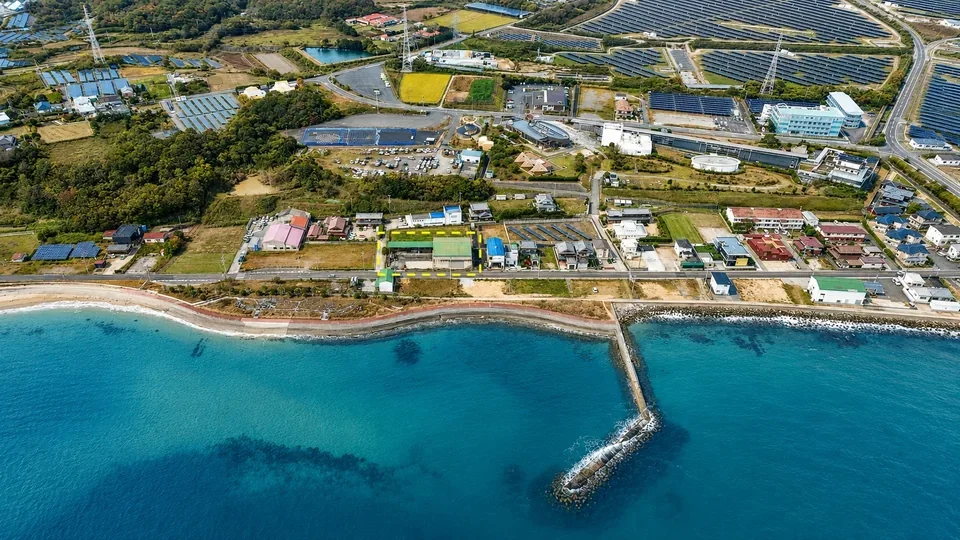 淡路市舟木｜北淡県民サンビーチ前 倉庫付き売土地