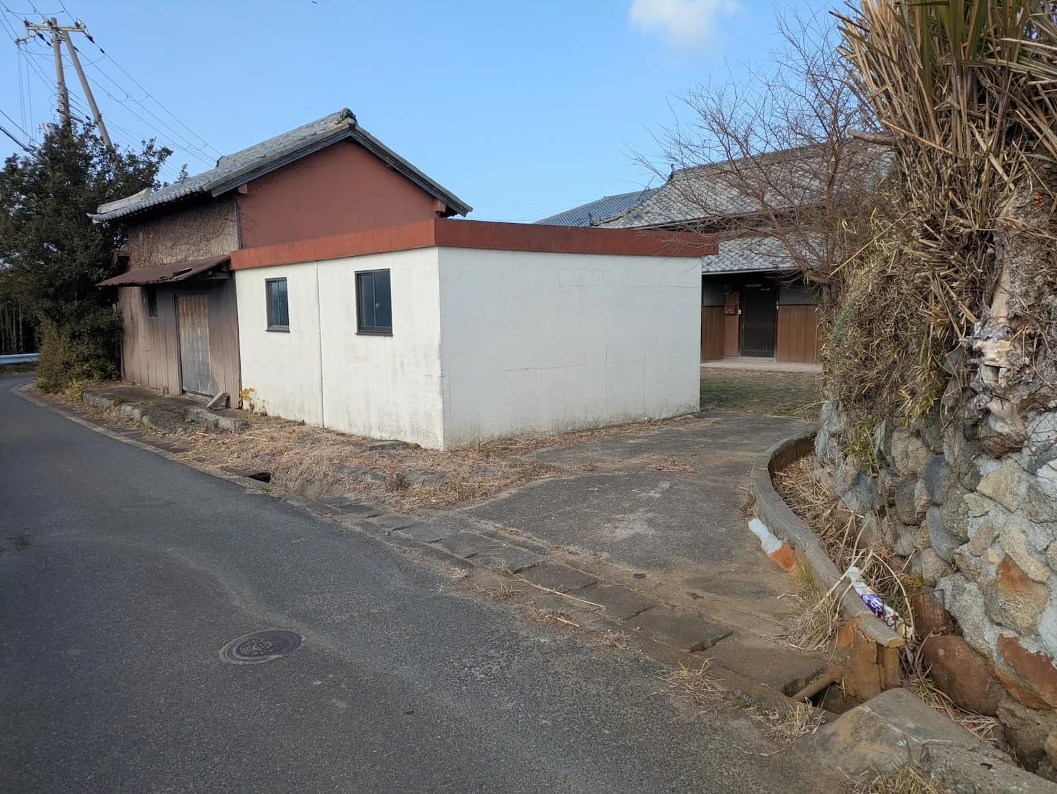 淡路市育波 ガレージ 写真6