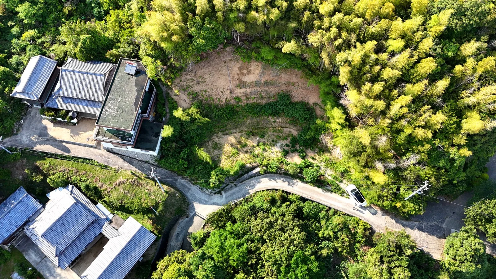 淡路市佐野515-1 接道と敷地周辺の航空写真