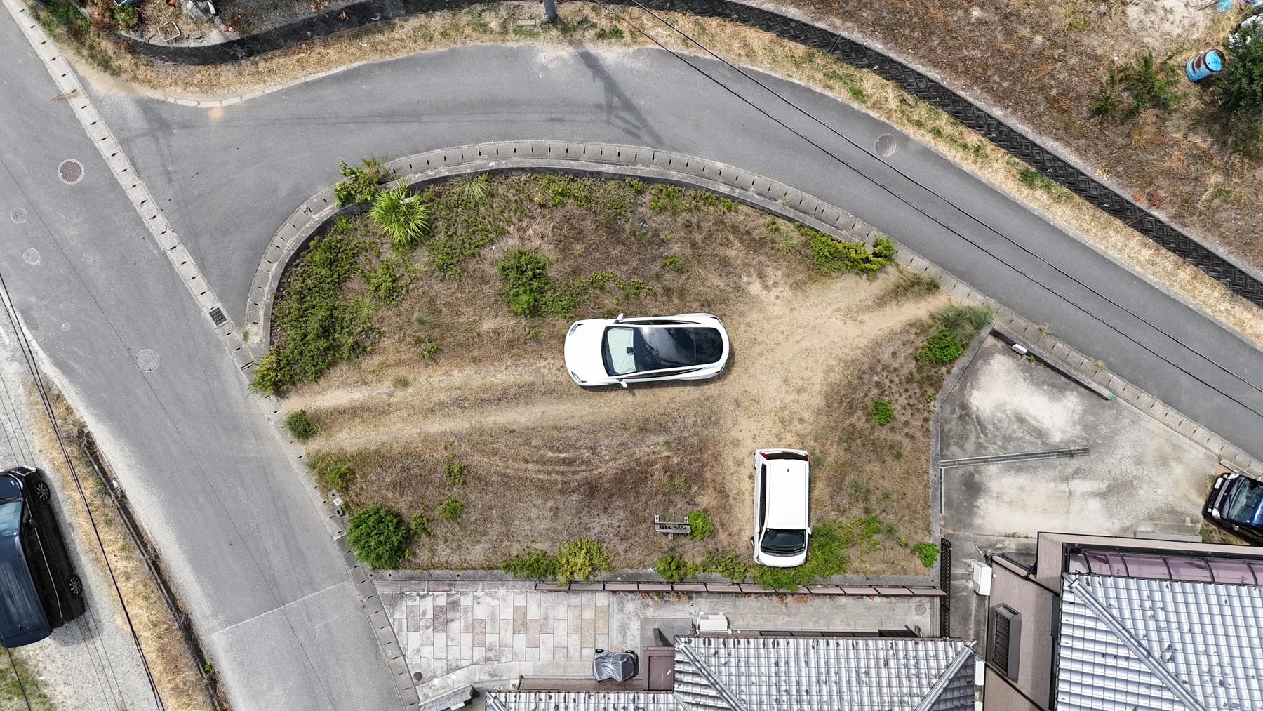 敷地全体と道路との位置関係（真上から撮影）