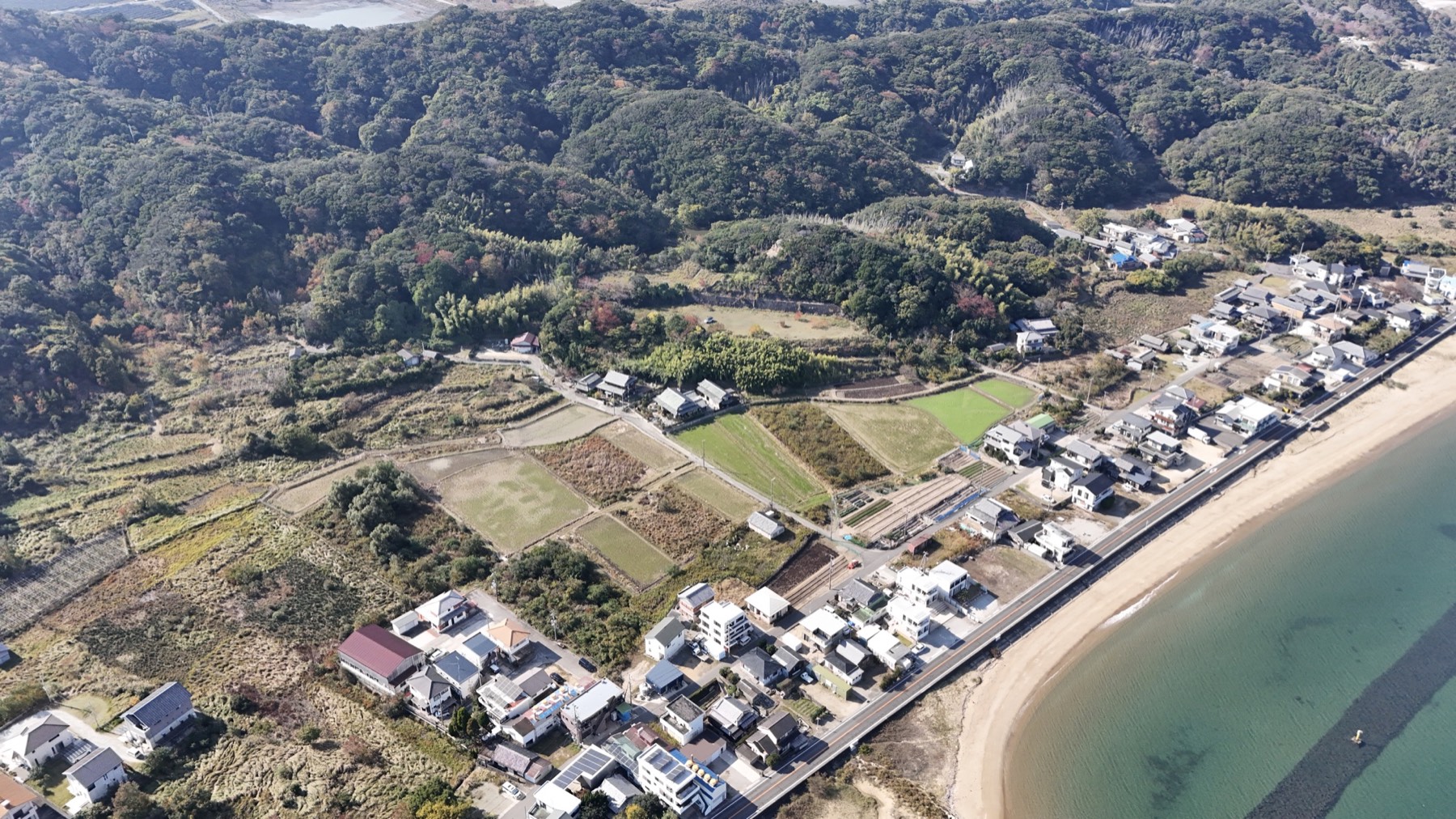 洲本市由良の高台土地の平坦部分